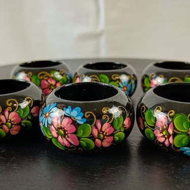 Midcentury Hand Painted Floral Wooden Napkin Rings 