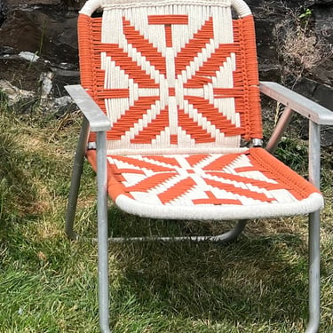 Orang pattern chair 