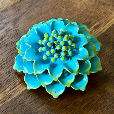 Vibtage Enamel Flower Brooch Blue Green  Retro Mid Century Fashion Jewelry 