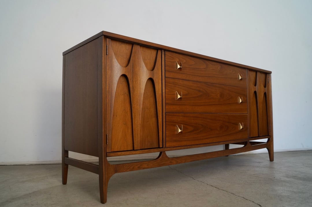 1960's MidCentury Modern Broyhill Brasilia Credenza / Sideboard