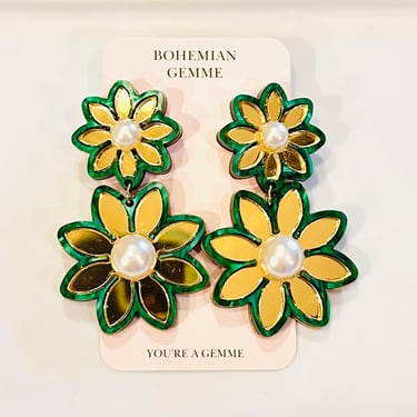 Sample Sale Golden Flower Earrings