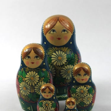 Made in Russia Ermakoba Matryoshka Babushka Nesting Dolls Set of 5 Vintage 