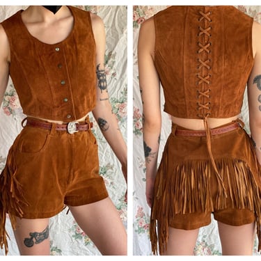 80's Suede Leather Hot Pants and Vest Set / Light Brown Suede Stagewear / Country Western / Haute Hippie / Fringe Cropped Top Vest Waistcoat 