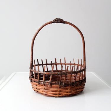 vintage rustic wicker basket 