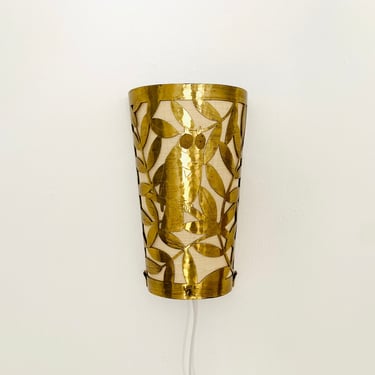 Golden Hollywood Regency Wall Lamp | 1960s 