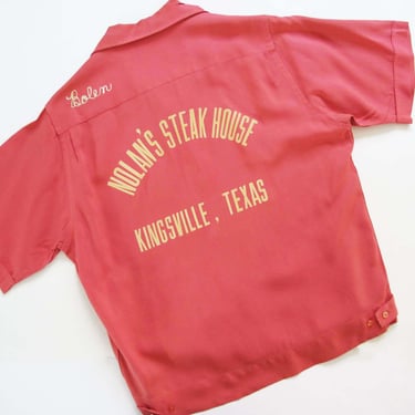 Vintage 50s Gabardine Bowling Shirt M L - 1950s Salmon Pink King Louie Rayon Mens Chainstitch Shirt - Kingsville Texas Nolan Bill 