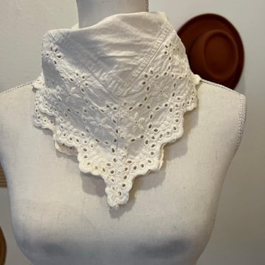 Vintage 90s Ivory Eyelet Crochet Lace Trim Square Neck Tie Bandana 