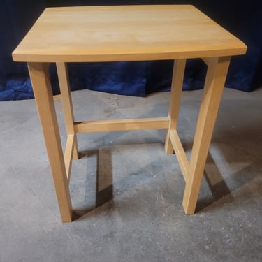 Small Short Side Table 19.5"x15.5"x14.25"
