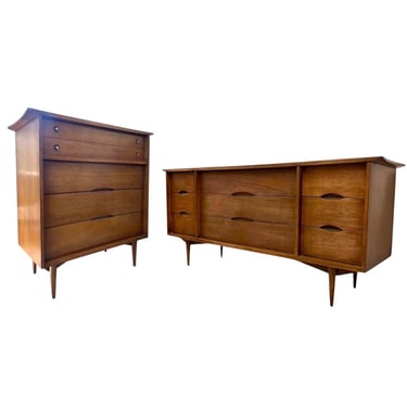 Free shipping within continental US - Vintage Mid Century Modern Solid Walnut 4-Drawer and 9-Drawer Dresser Set Dovetailed Drawers by Basset 