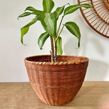 Vintage Round Japanese Hand Woven Bamboo Basket - Planter 