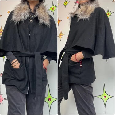 Vintage | Donna Solyers Gray Belted Wool Cape Coat with Faux Fur Trim | Small 