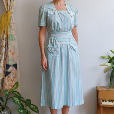 Vintage 40s Striped Cotton Dress with Ric Rac and Pointed Pockets/ Size Small Medium 27 