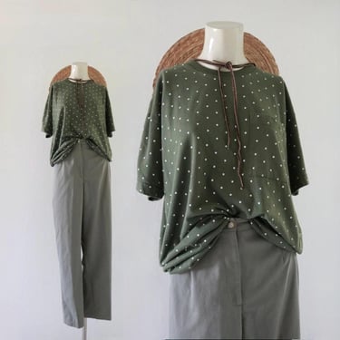 micro dot tee - m - vintage 90s y2k olive green womens size medium short sleeve t-shirt shirt blouse top 