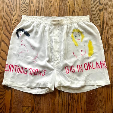 Superb Pair Of Dead Stock 1940s / 1950s Hand Painted Rayon Novelty Pin Up Boxer Shorts XL Everything Grows Big In Oklahoma 