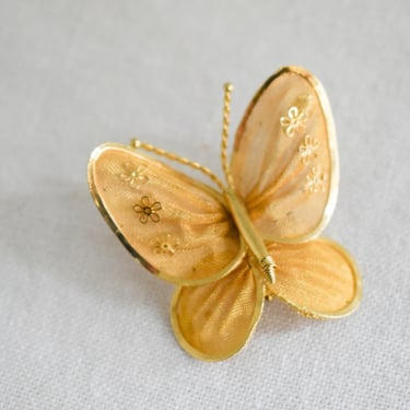 Vintage Gold Metal Mesh Butterfly Brooch 
