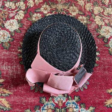 Antique early 20th century black woven straw boater hat with dusty rose grosgrain ribbon | Edwardian era girl’s hat, ladies tilt hat, topper 