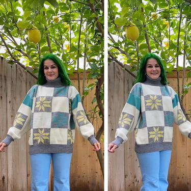 Vintage 1980’s Grey and Teal Checkered Pattern Pullover 