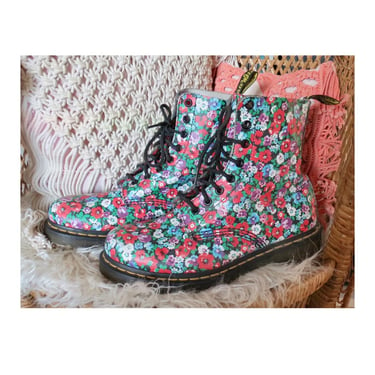 Floral Doc Martens Boots - Vintage 00s Flower Print Lace Up Dr Marten Pascal Combat Boots - US Women's Size 9 / UK 7 / EU 41 