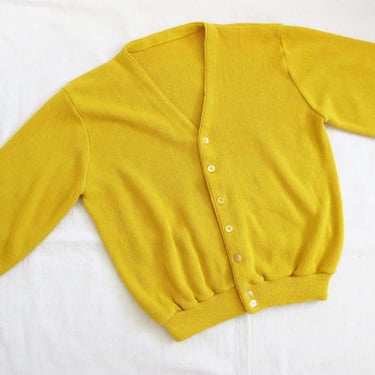 Vintage 60s Mustard Yellow Cardigan M  - 1960s Grandpa Grunge Cardigan - Unisex Gender Neutral Clothes 