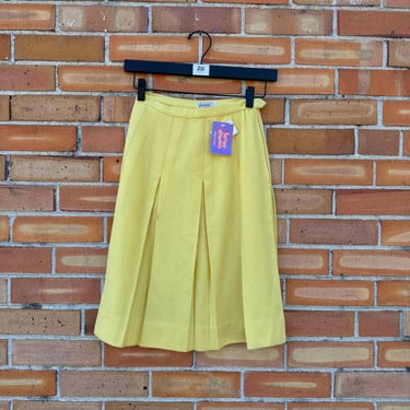 vintage 60s yellow wool pleated knee length skirt / 23 xxs extra small 