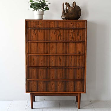 Vintage Scandinavian Rosewood Dresser with Sculpted Handles and Six Drawers, 1960s 