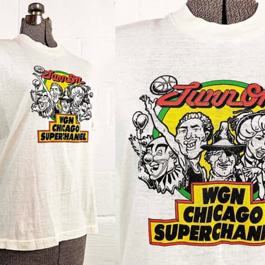 Vintage T-Shirt 80s Screen Stars WGN Chicago Single Stitch Short Sleeve White Tee Shirt Local TV 1980s Medium 