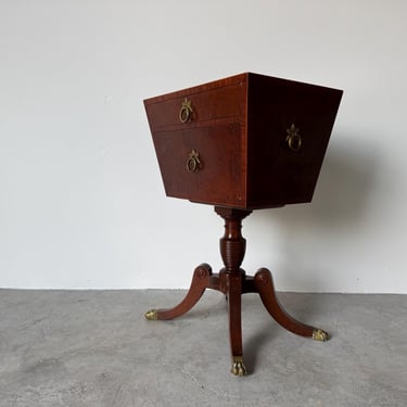 Classic American Schmieg & Kotzian Mahogany  Pedestal Nightstand Or End Table 