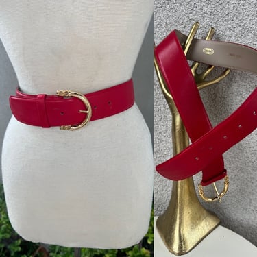Vintage fire red leather belt Sz M fits 25-29” R.O.C. 