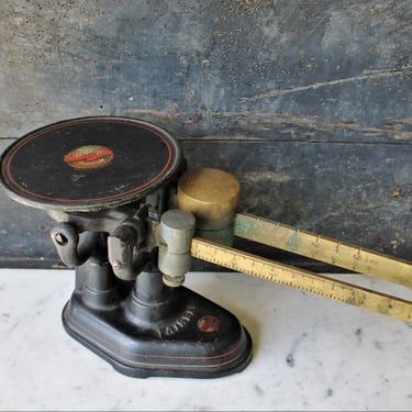 Antique Fairbanks Cast Iron and Brass Postal / Candy Scale 5 lbs with Original Decals 