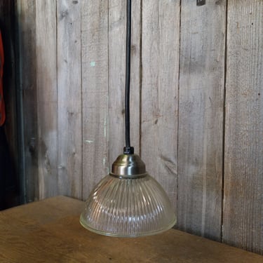 Contemporary Pendant Light with Ribbed Glass, 6.5 x 5