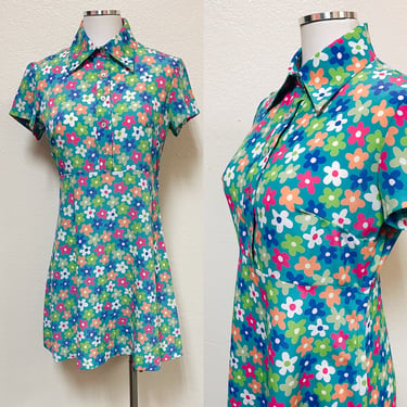 1990s does 1960s Teal Blue Colorful Daisy Print Shirt Dress by La Belle Fashions | Vintage, Summer, Retro, Cute, Girly, Unique, Spring 