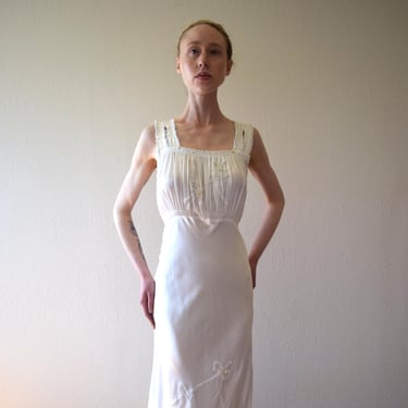 1940s satin slip dress . vintage 40s slip nightgown . size xs to m/l 