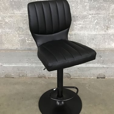 Tufted Leather Bar Stool (Seattle)