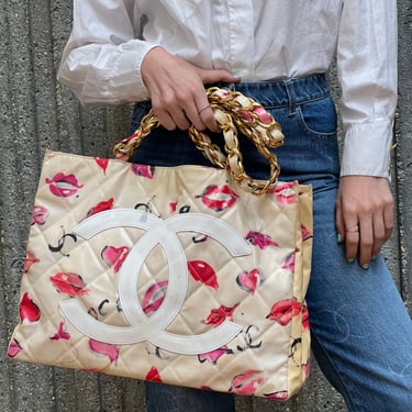 Vintage 90's CHANEL Coco CC Logo Monogram Lips & Kisses Print Handbag Tote Shoulder Purse Carryall - Collectors RUNWAY Piece! 