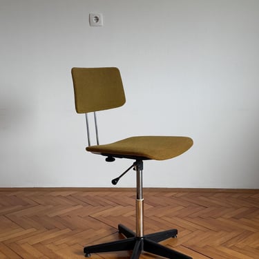 Vintage desk chair / In the style of Stol Kamnik / Retro office chair / 1970 / Middle of the century / School chair / Yugoslavia / 70 