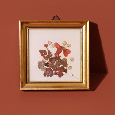 Vintage Framed Miniature Dried Pressed Flowers Wall Art , Miniature Wall Art, Mini Gold Frame 