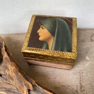 Vintage Italian Virgin Mary Profile Box, Florentine, Gold, Rosary, Ring Box,Jewelry, Trinket, Religious, Made In Italy, Wood Lidded Box 