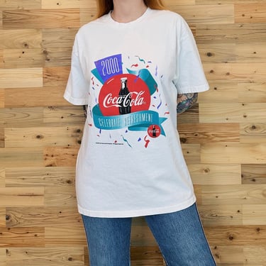 Vintage Coca-Cola Celebrate Refreshment 2000 Millennium Tee Shirt T-Shirt 