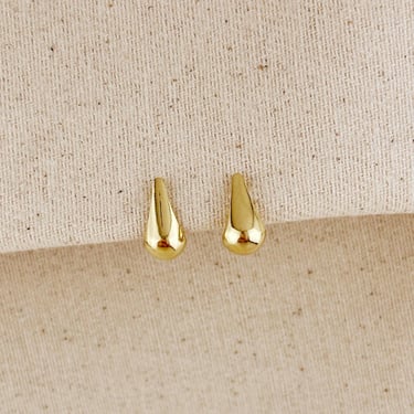 18k Gold Filled Teardrop Stud Earrings