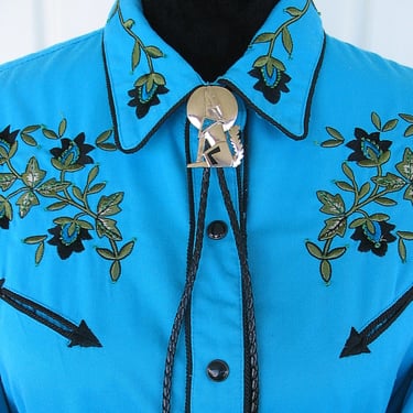 Bolo Tie for Western Shirts, Howling Coyote, Polished Silver Tone with Faux Turquoise, Black Braided Cord, String Tie 