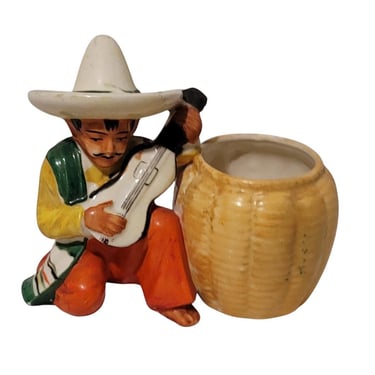 Mid Century 1970's Ceramic Planter Japan Mexican Man Sombrero Playing Guitar T2 