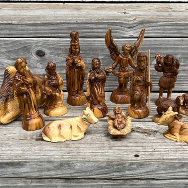 vintage olive wood Nativity hand carved creche figurines 