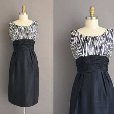 1950s vintage dress | Navy Blue Silk Cocktail Party Pencil Skirt Dress | Small 