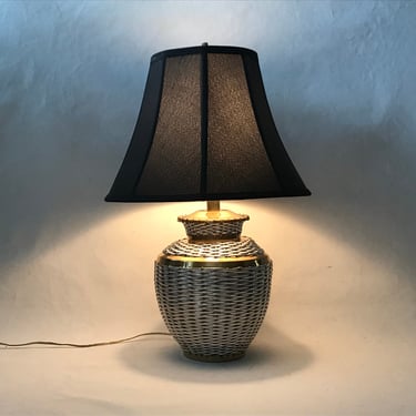 Brass Metal Wire Basket Weave Table Accent Lamp Vintage Mid-Century 