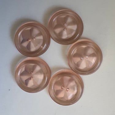 Buttons lucite carved died pink 5 
