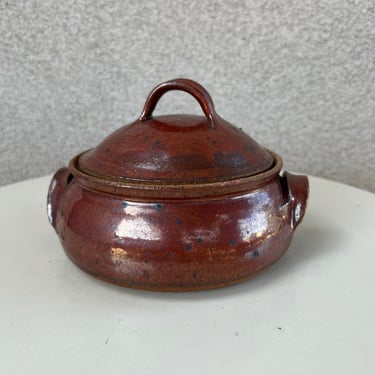Vintage bohemian brick red pottery stoneware casserole bowl with lid size 6.5” x 5” 