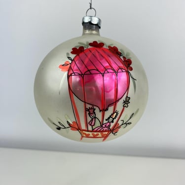 Vintage Large 4" Glass Ornament Hand painted, Hand Painted Hot Air Balloon w/King and Queen of Hearts, White Ball, Hot Air Balloon Decor 