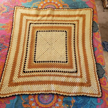 Fall Living Room Decor Beige Throw blanket Vintage Afghans 