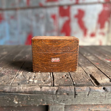 Vintage Weis Oak Finger Jointed Recipe Box 