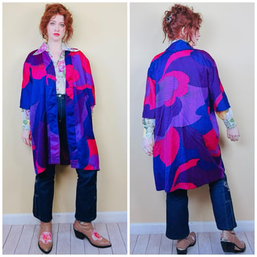 1970s Vintage Purple and Hot Pink Psychedelic Robe / 60s /  Seventies Neon Overcoat Acrylic / One Size 